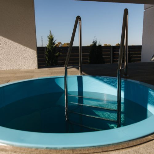 Tom Cat Pools