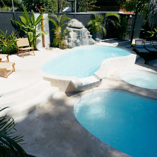 Tom Cat Pools